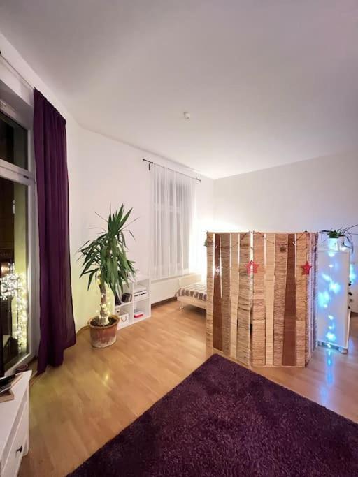 «breakfast At Tiffany's» Apartment Leipzig